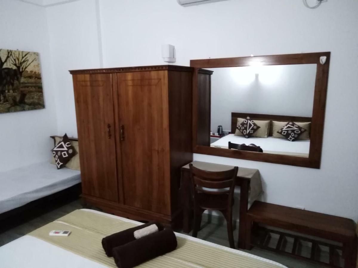 Lija Residence Negombo Extérieur photo