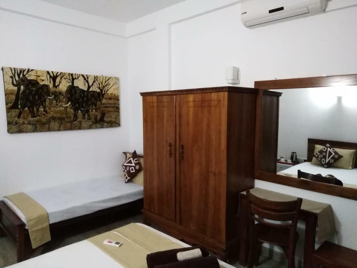 Lija Residence Negombo Extérieur photo