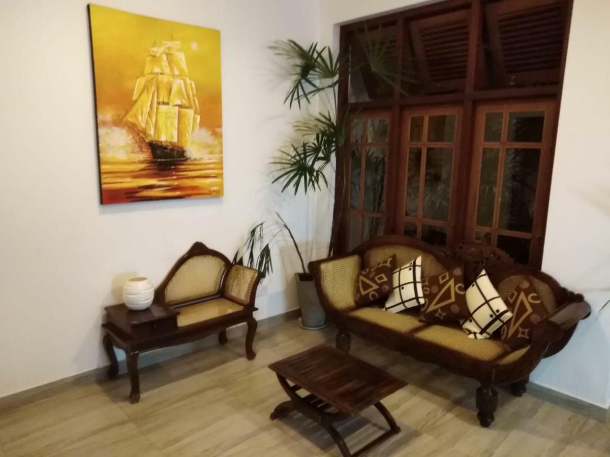 Lija Residence Negombo Extérieur photo