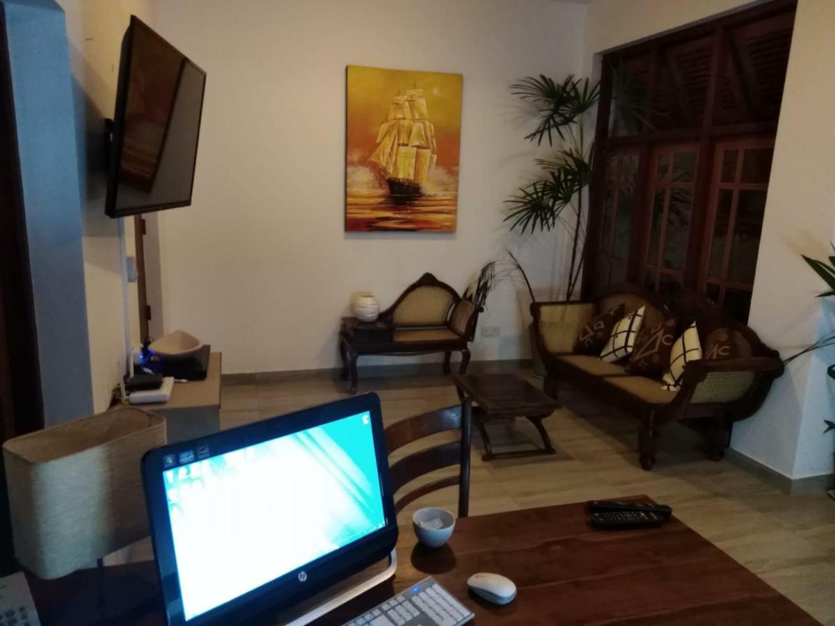 Lija Residence Negombo Extérieur photo